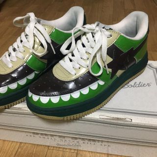 アベイシングエイプ(A BATHING APE)のくるみ様専用 BAPE STA エナメルスニーカー(スニーカー)