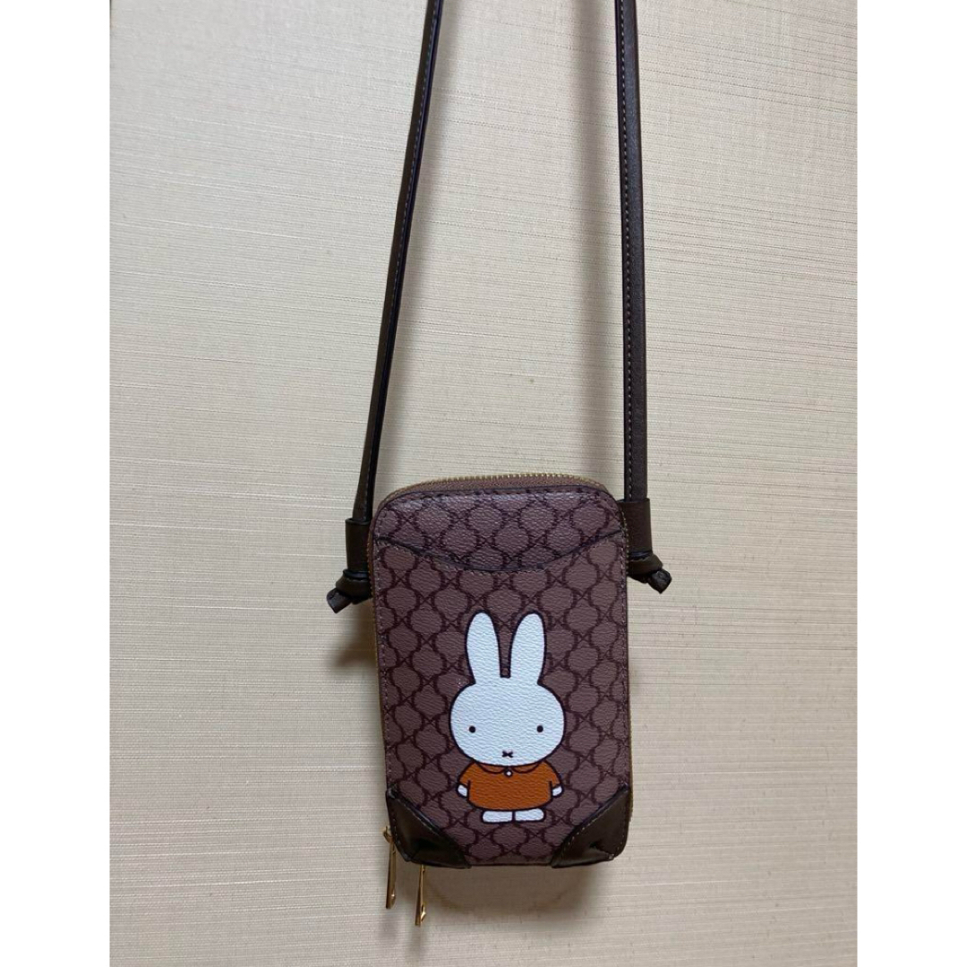 miffy(ミッフィー)のミッフィーちゃんショルダーポーチ レディースのバッグ(ショルダーバッグ)の商品写真