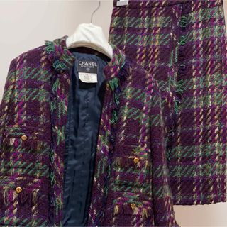 CHANEL - CHANEL シャネル ココボタン スパンコール ツイード CHANEL - CHANEL シャネル ココボタン スパンコール ツイード