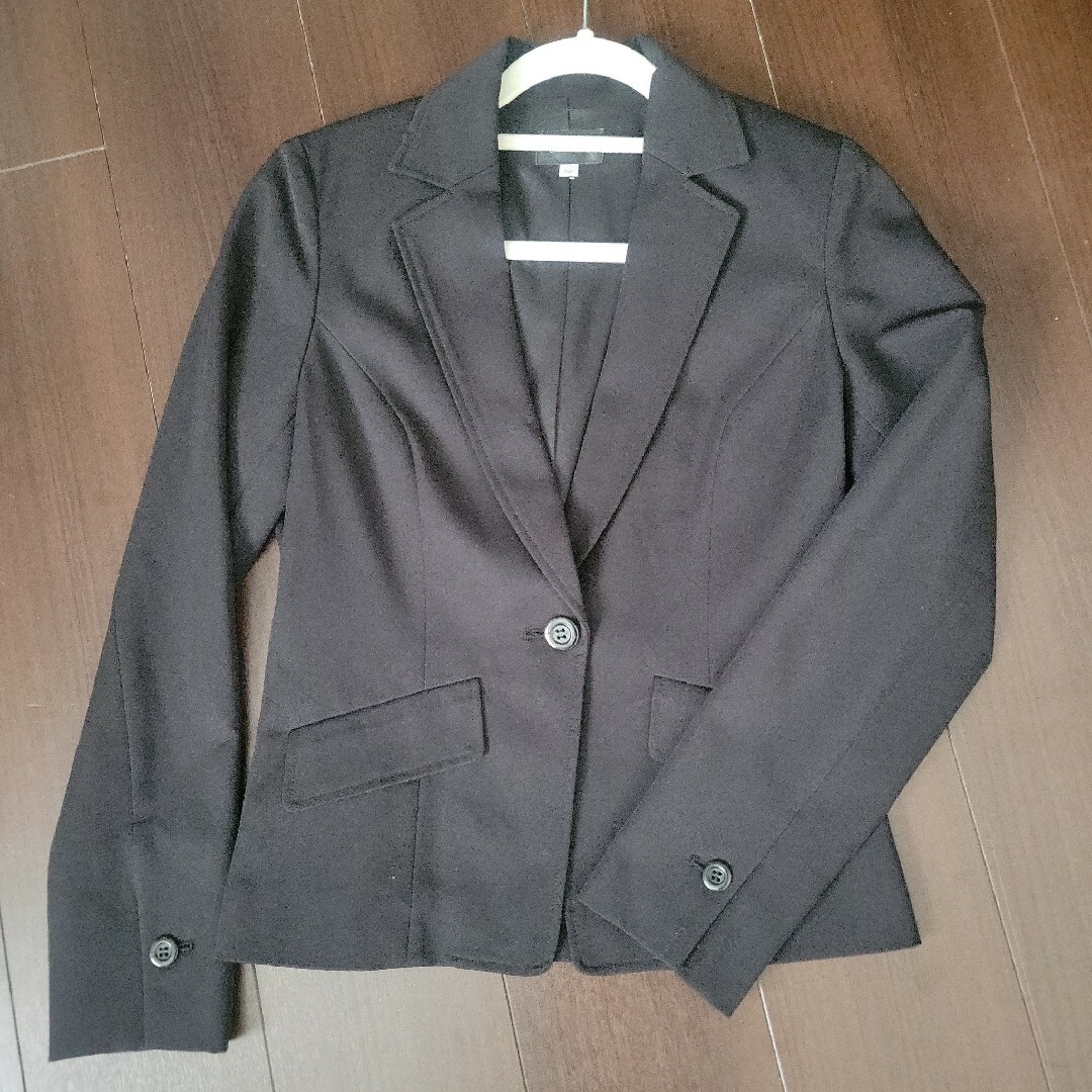 sucre(シュクル)の美品　SUCRE スタイリッシュ　撥水加工黒ジャケット レディースのジャケット/アウター(テーラードジャケット)の商品写真
