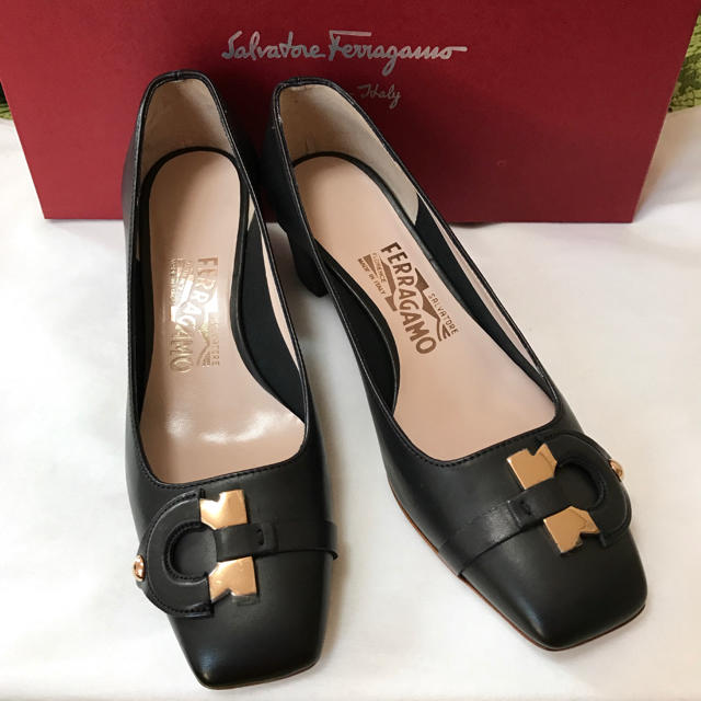 新品 Ferragamo 6 1/2D パンプス-