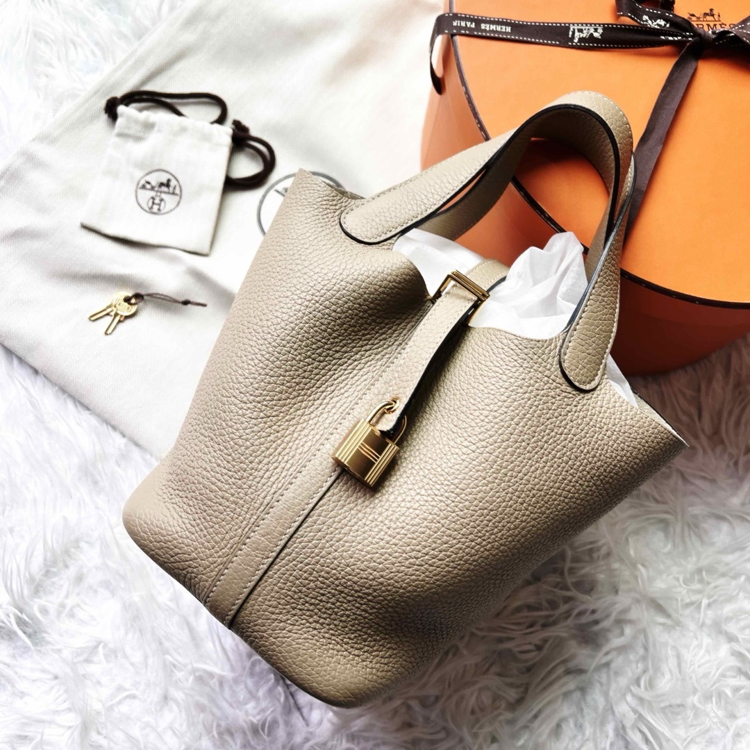 HERMES - 美品 HERMES エルメス ピコタン ロック PM トレンチ