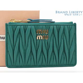 MIU MIUのフリマアイテム一覧 MIU MIUのフリマアイテム一覧