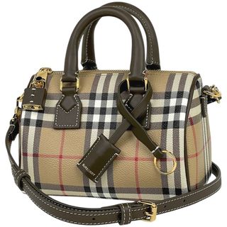 BURBERRY(バッグ ・ ホワイト/白色系)のフリマアイテム一覧 BURBERRY(バッグ ・ ホワイト/白色系)のフリマアイテム一覧