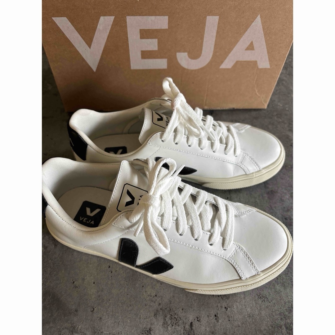 VEJA ESPLAR スニーカー ホワイト×ブラック サイズ37 VEJA ESPLAR スニーカー ホワイト×ブラック サイズ37