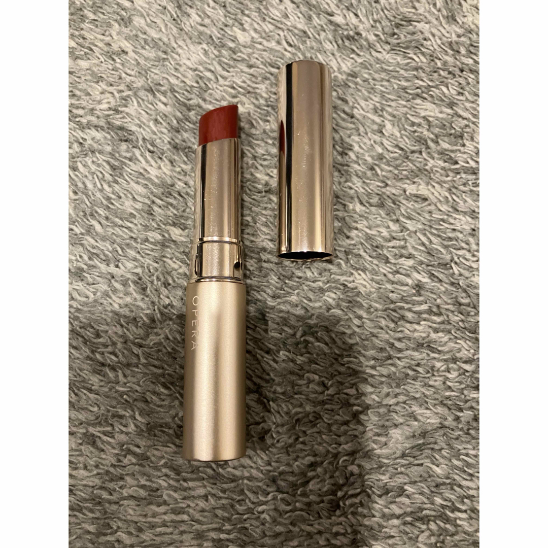 OPERA(オペラ)のOpera シアーマットリップスティック01ブリックレッド コスメ/美容のベースメイク/化粧品(口紅)の商品写真