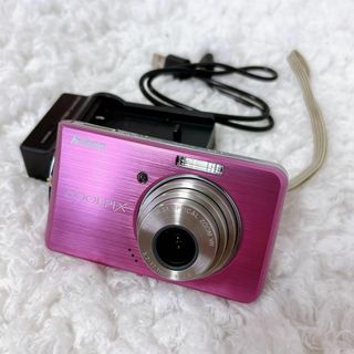 Nikon(ピンク/桃色系)のフリマアイテム一覧 Nikon(ピンク/桃色系)のフリマアイテム一覧