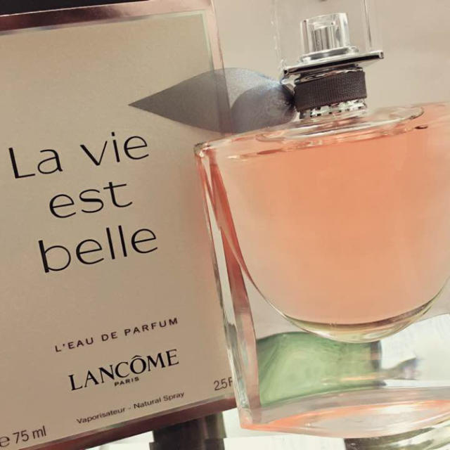 日本未発売 ランコム La Vie est belle 75ml