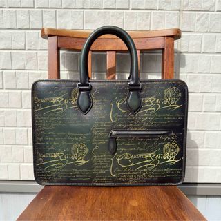 BERLUTI(ビジネスバッグ)のフリマアイテム一覧 BERLUTI(ビジネスバッグ)のフリマアイテム一覧