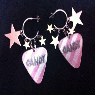 キャンディーストリッパー(Candy Stripper)のピックピアス(ピアス)