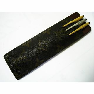 LOUIS VUITTON(ペンケース/筆箱)のフリマアイテム一覧 LOUIS VUITTON(ペンケース/筆箱)のフリマアイテム一覧