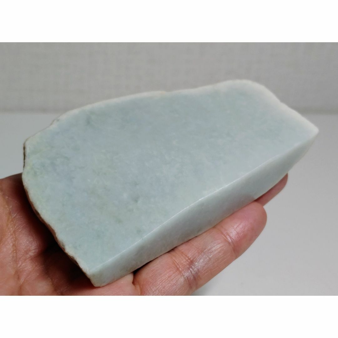 淡緑 357g 翡翠 ヒスイ 翡翠原石 原石 鑑賞石 自然石 誕生石 水石