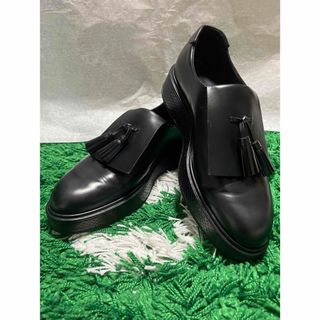 BOTTEGA VENETA(ローファー/革靴 ・ ブラック/黒色系)のフリマ BOTTEGA VENETA(ローファー/革靴 ・ ブラック/黒色系)のフリマ