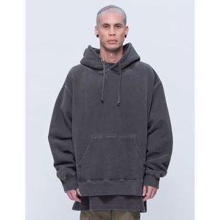 YEEZY(adidas)(パーカー)のフリマアイテム一覧 YEEZY(adidas)(パーカー)のフリマアイテム一覧