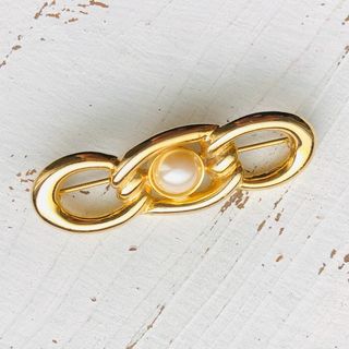 AVON(ブローチ/コサージュ)のフリマアイテム一覧 AVON(ブローチ/コサージュ)のフリマアイテム一覧