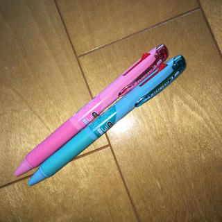 ミツビシ(三菱)の新品 uni ジェットストリーム3色ボールペン(ペン/マーカー)