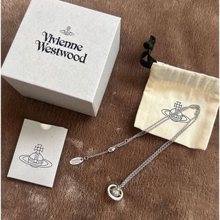 Vivienne Westwood - ヴィヴィアン ドロップ パール ネックレス Vivienne Westwood - ヴィヴィアン ドロップ パール ネックレス