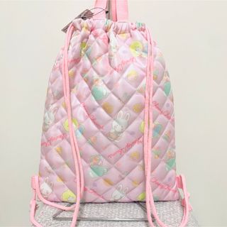 新品 SALE 定価1,760円 サンリオ キルト ナップサック リュック (リュックサック)