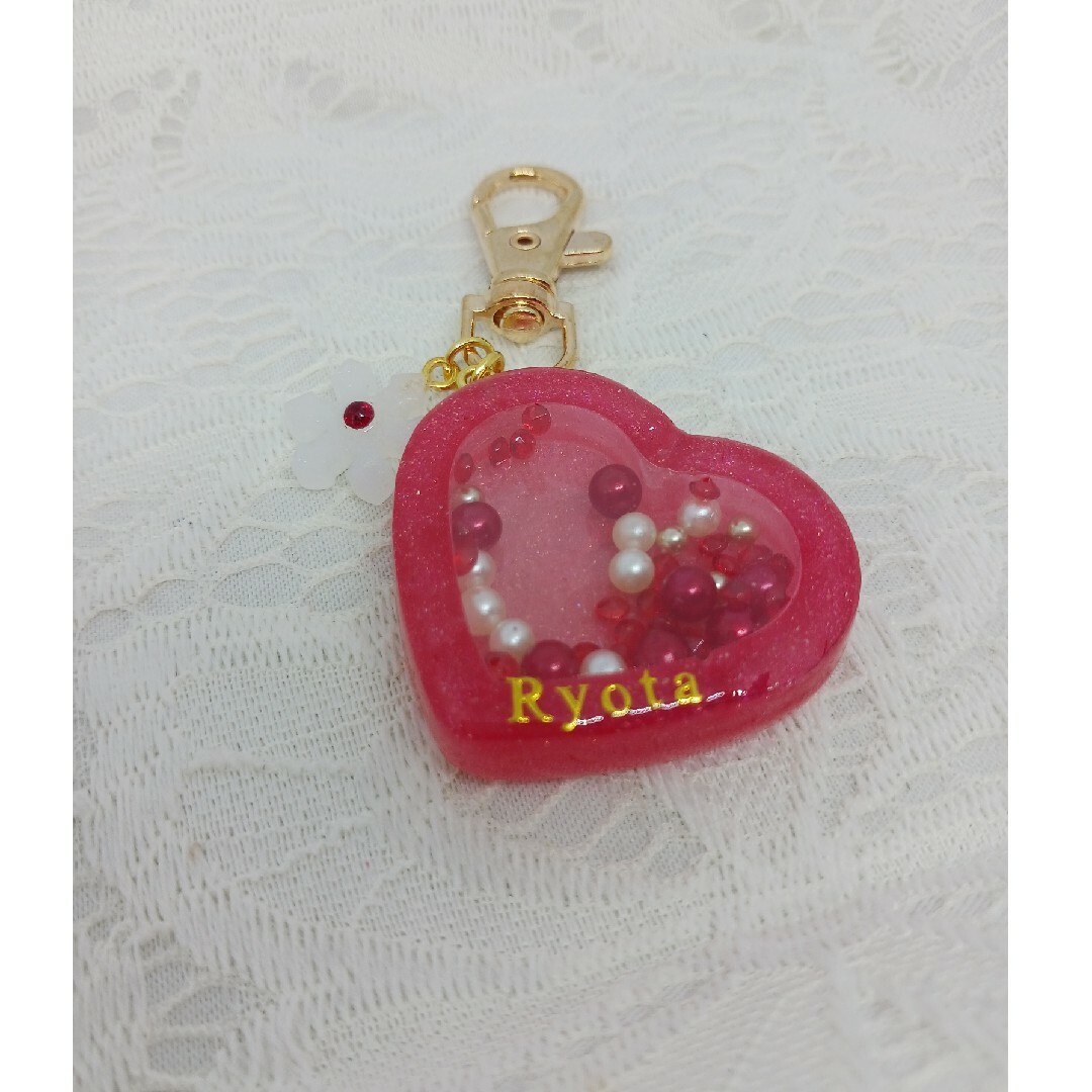 レジン ハンドメイド キーホルダー ハンドメイドのアクセサリー(キーホルダー/ストラップ)の商品写真
