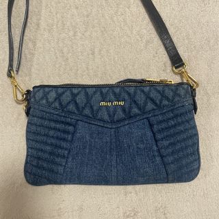 MIU MIU(ショルダーバッグ)のフリマアイテム一覧 MIU MIU(ショルダーバッグ)のフリマアイテム一覧