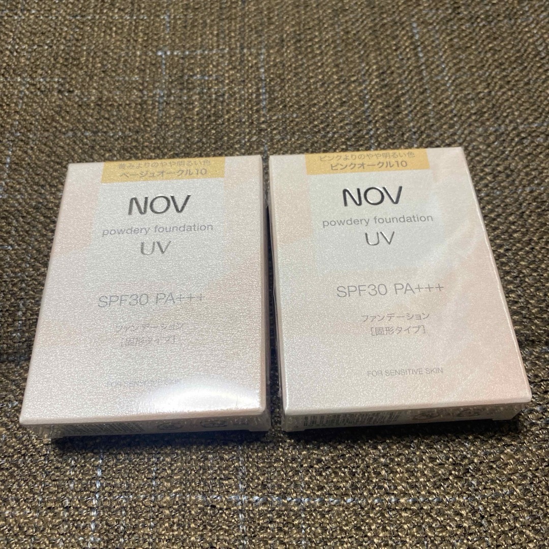 NOV(ノブ)の新品NOV パウダリーファンデーションUV ベージュ•ピンクオークル10 2個 コスメ/美容のベースメイク/化粧品(ファンデーション)の商品写真