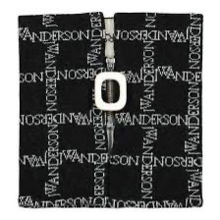 J.W.ANDERSON(ワンポイント ・ ネックウォーマー)のフリマ J.W.ANDERSON(ワンポイント ・ ネックウォーマー)のフリマ