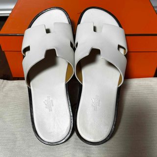 HERMES - 【新品・未使用】HERMES イズミール メンズ サンダル HERMES - 【新品・未使用】HERMES イズミール メンズ サンダル