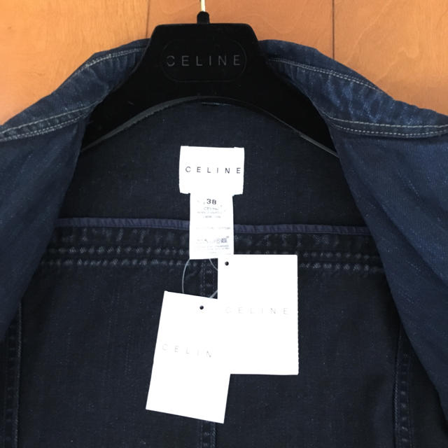 celine(セリーヌ)の新品✨CELINE ジャケット レディースのジャケット/アウター(トレンチコート)の商品写真
