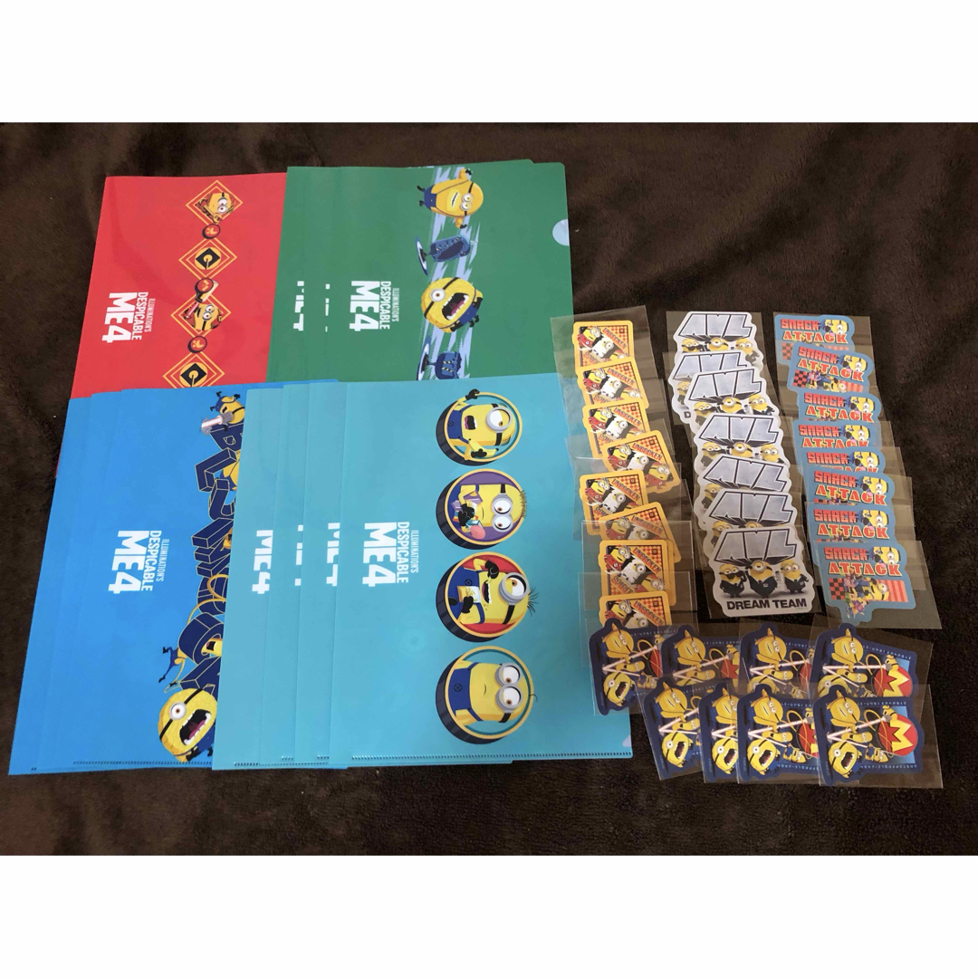 ミニオン(ミニオン)のミニオン クリアファイル ステッカー まとめ売り エンタメ/ホビーのおもちゃ/ぬいぐるみ(キャラクターグッズ)の商品写真