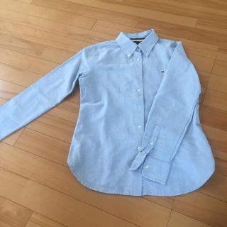 トミーヒルフィガー(TOMMY HILFIGER)のトミーヒルフィガー♡美品 ブルー シャツ(シャツ/ブラウス(長袖/七分))