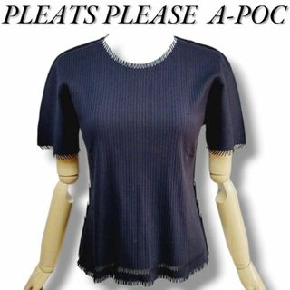 PLEATS PLEASE ISSEY MIYAKE(Tシャツ(半袖/袖なし))のフリマ PLEATS PLEASE ISSEY MIYAKE(Tシャツ(半袖/袖なし))のフリマ