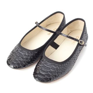 CELINE(ハイヒール/パンプス)のフリマアイテム一覧 CELINE(ハイヒール/パンプス)のフリマアイテム一覧