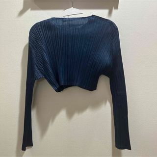 PLEATS PLEASE ISSEY MIYAKE(ニット/セーター)のフリマ PLEATS PLEASE ISSEY MIYAKE(ニット/セーター)のフリマ