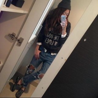ローズバッドカップルズ(ROSE BUD)のタグ新品ROSEBUDロゴスウェットトレ(トレーナー/スウェット)