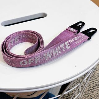 Off-White(ネックストラップ)のフリマアイテム一覧 Off-White(ネックストラップ)のフリマアイテム一覧