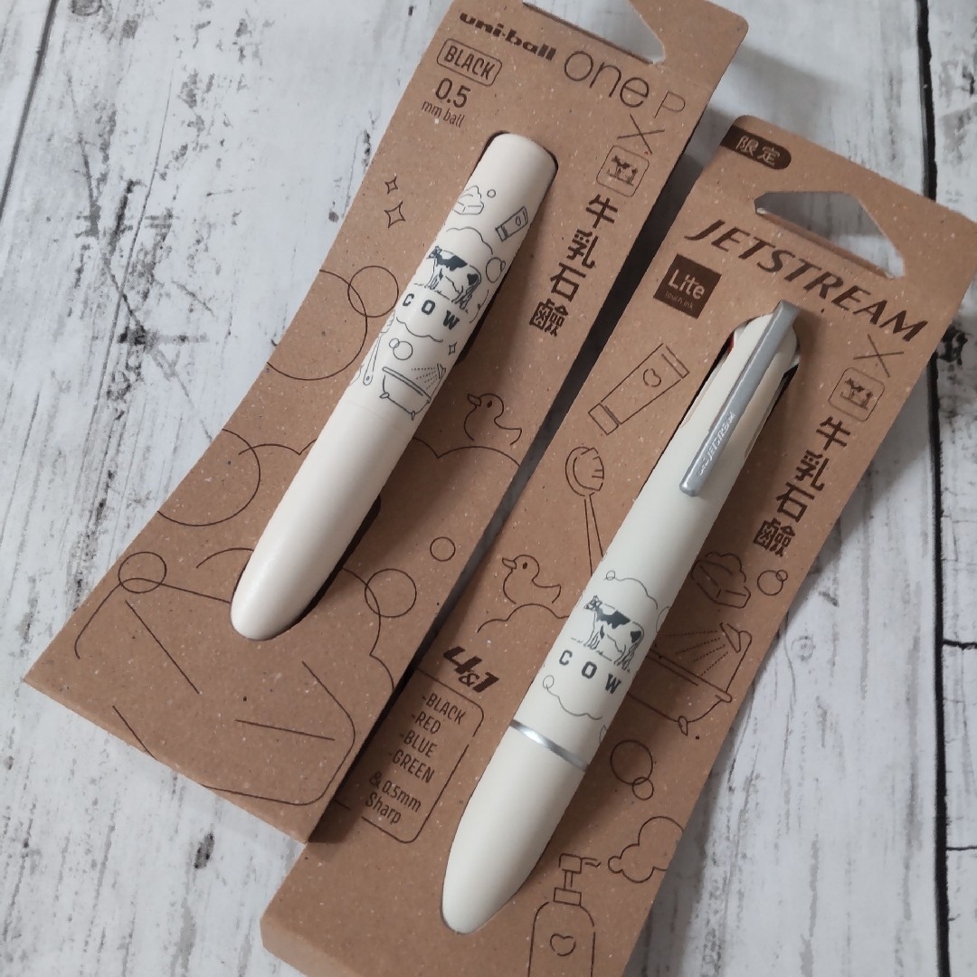 牛乳石鹸(ギュウニュウセッケン)の牛乳石鹸 コラボ ジェットストリーム ユニボールワンp セット インテリア/住まい/日用品の文房具(ペン/マーカー)の商品写真