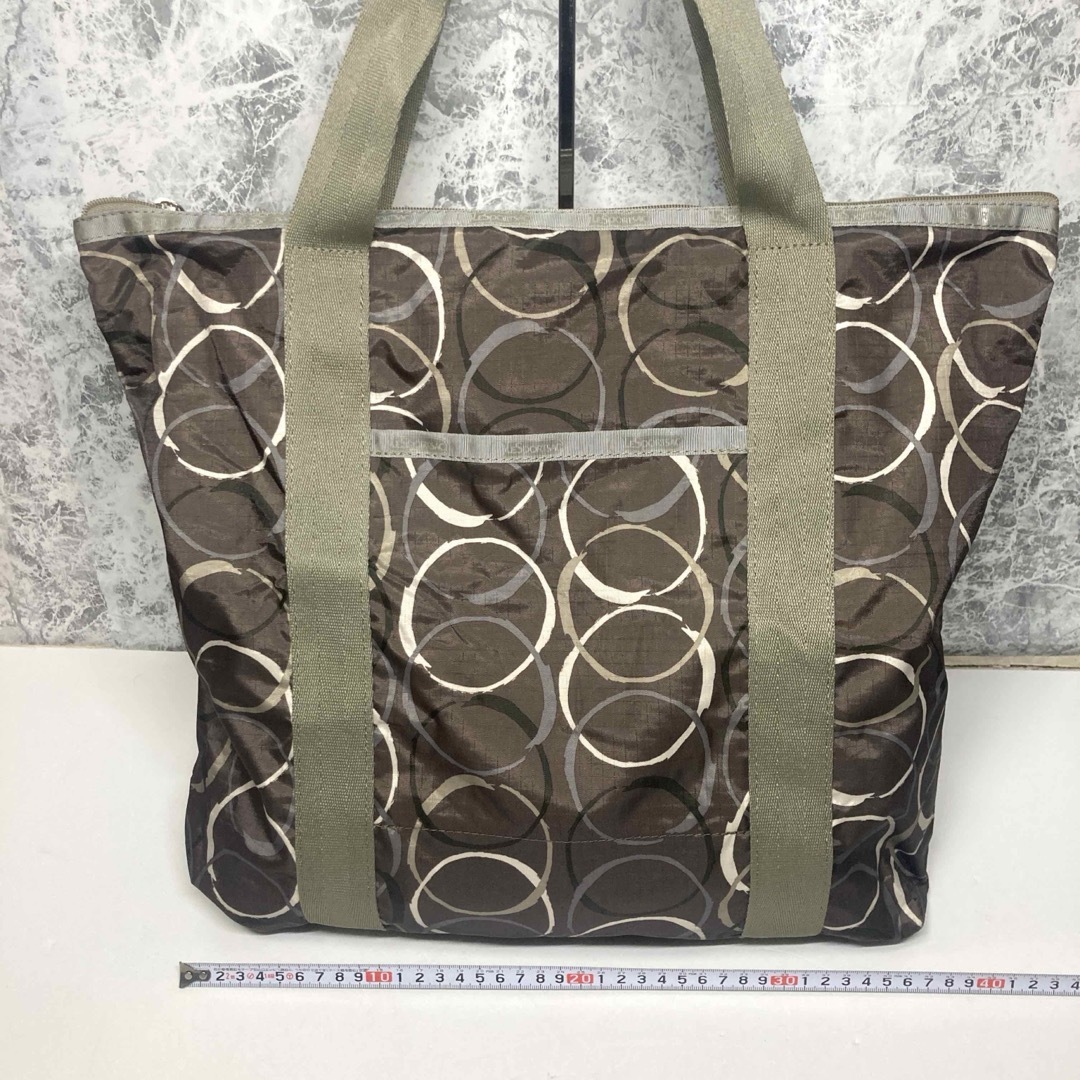 LeSportsac(レスポートサック)の【極美品】レスポートサック トートバッグ 大容量 肩掛け メンズ レディース レディースのバッグ(トートバッグ)の商品写真
