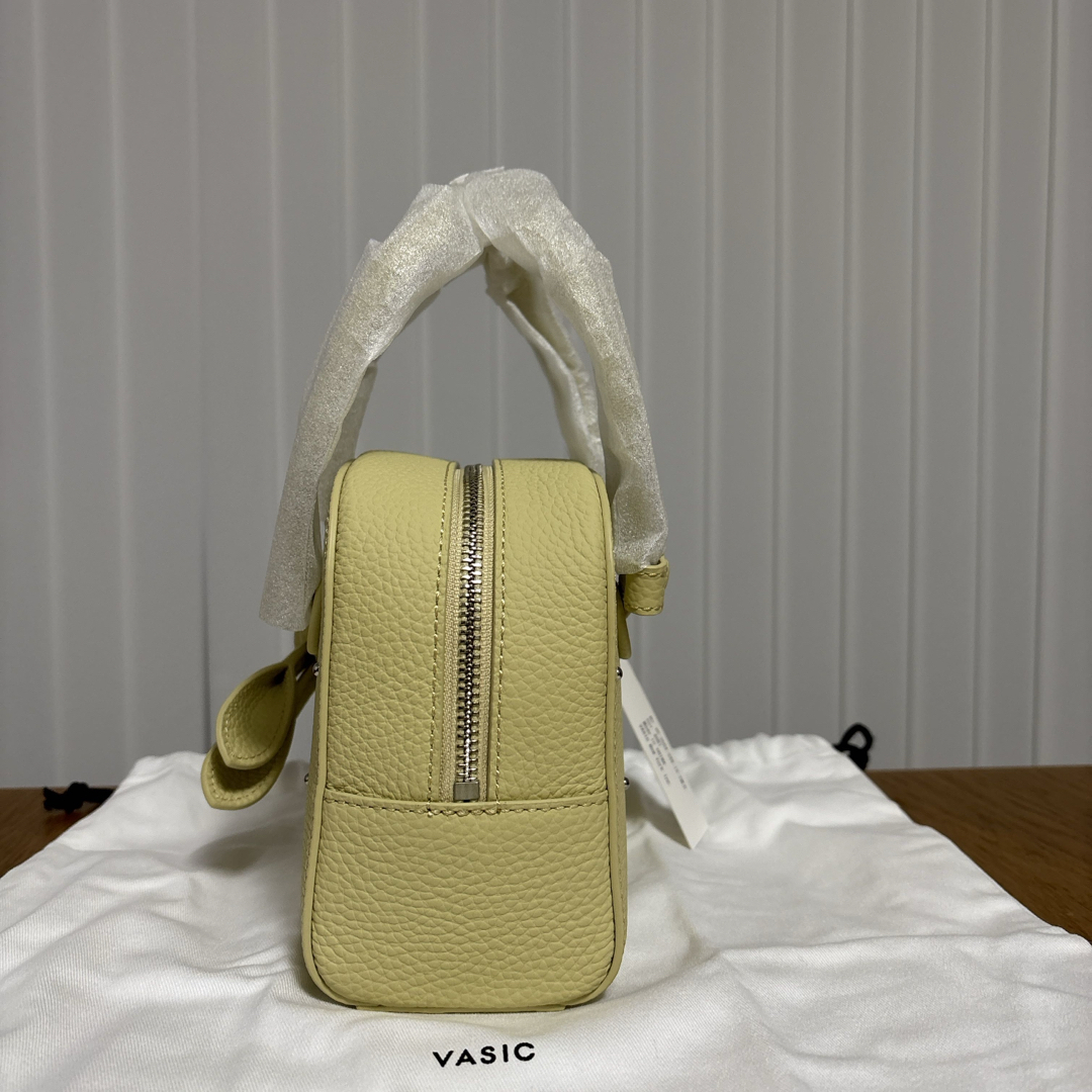 VASIC - 別注】VASIC APERO MINI MINI STUDS ハンドバッグの通販 VASIC - 別注】VASIC APERO MINI MINI STUDS ハンドバッグの通販
