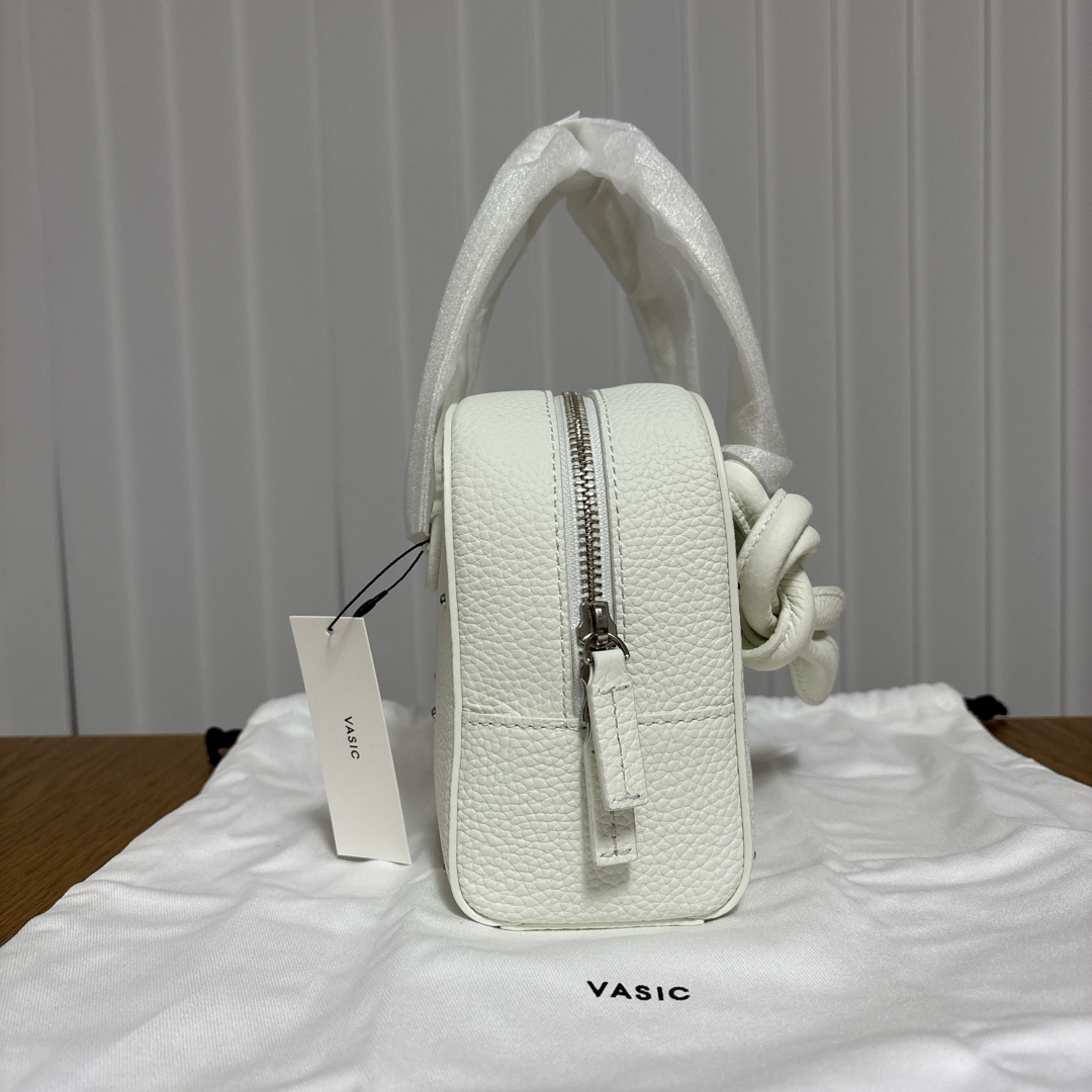 VASIC - 別注】VASIC APERO MINI MINI STUDS ハンドバッグの通販 VASIC - 別注】VASIC APERO MINI MINI STUDS ハンドバッグの通販