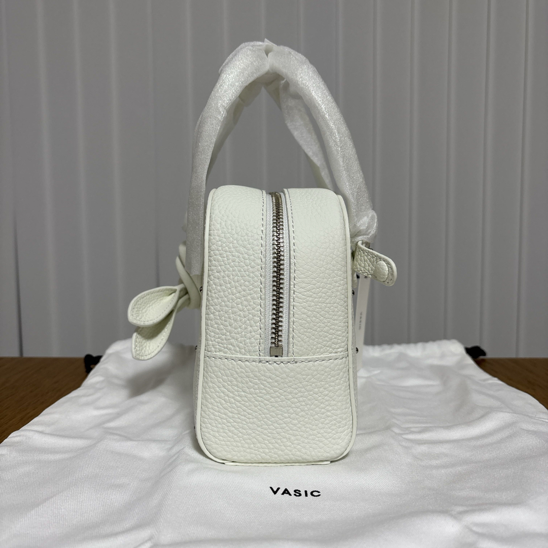 VASIC - 別注】VASIC APERO MINI MINI STUDS ハンドバッグの通販 VASIC - 別注】VASIC APERO MINI MINI STUDS ハンドバッグの通販