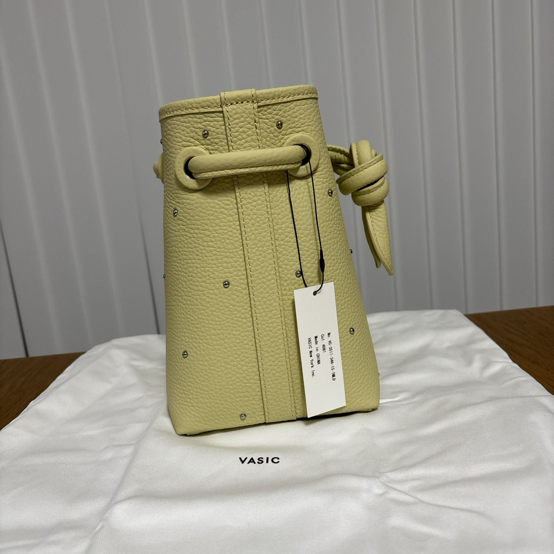 VASIC - 【別注】VASIC BOND MINI STUDS ハンドバッグの通販 by VASIC - 【別注】VASIC BOND MINI STUDS ハンドバッグの通販 by