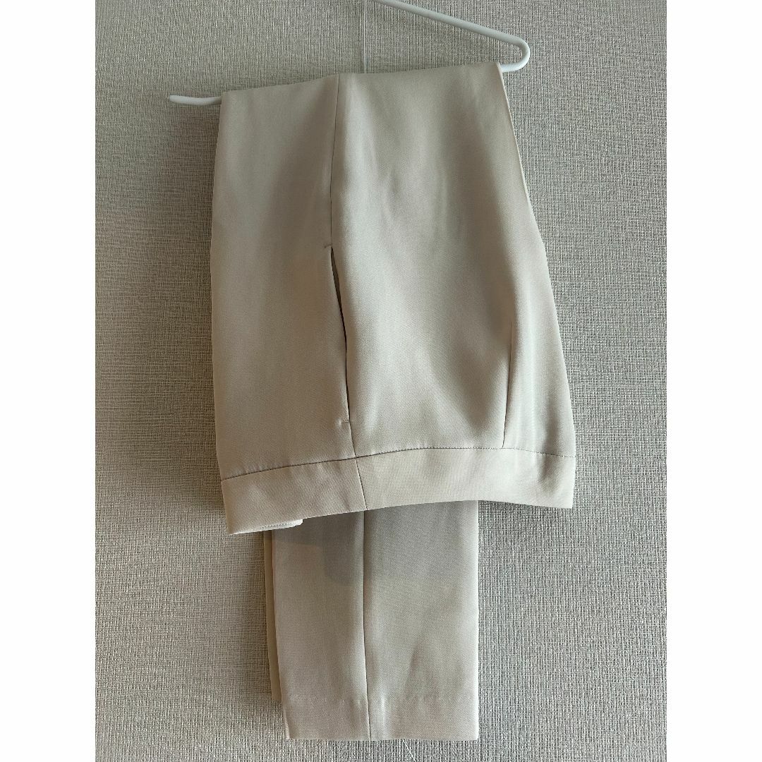 BLENHEIM ベージュパンツ（未使用）
