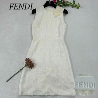 FENDI(ひざ丈ワンピース ・ ホワイト/白色系)のフリマアイテム一覧 FENDI(ひざ丈ワンピース ・ ホワイト/白色系)のフリマアイテム一覧