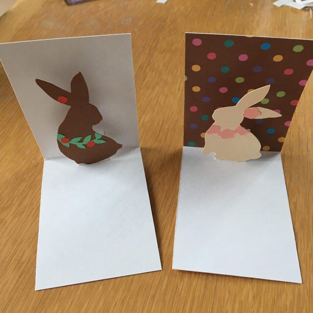 ウサギのポップアップカード2枚 ハンドメイドの文具/ステーショナリー(カード/レター/ラッピング)の商品写真