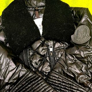 MONCLER(ダウンジャケット)のフリマアイテム一覧 MONCLER(ダウンジャケット)のフリマアイテム一覧