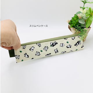 【再販】スリムペンケース☆ ちびパンダ&ドット柄（白）(ポーチ)