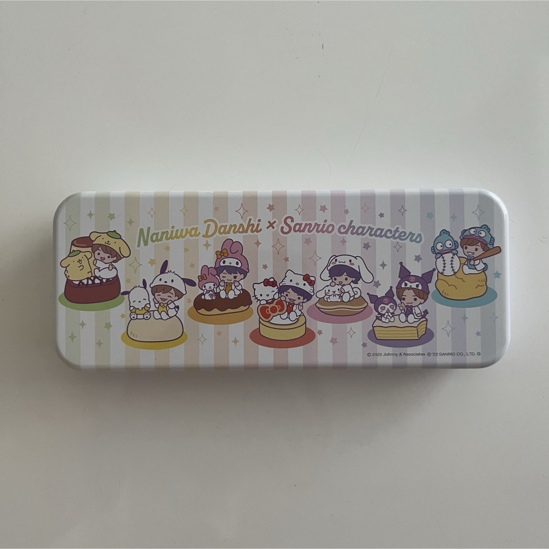 なにわ男子 つめてねハイチュウ 缶ケース サンリオコラボ エンタメ/ホビーのタレントグッズ(アイドルグッズ)の商品写真