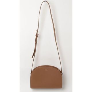 A.P.C(ショルダーバッグ)のフリマアイテム一覧 A.P.C(ショルダーバッグ)のフリマアイテム一覧