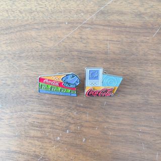 コカ・コーラ(バッジ/ピンバッジ)のフリマアイテム一覧 コカ・コーラ(バッジ/ピンバッジ)のフリマアイテム一覧