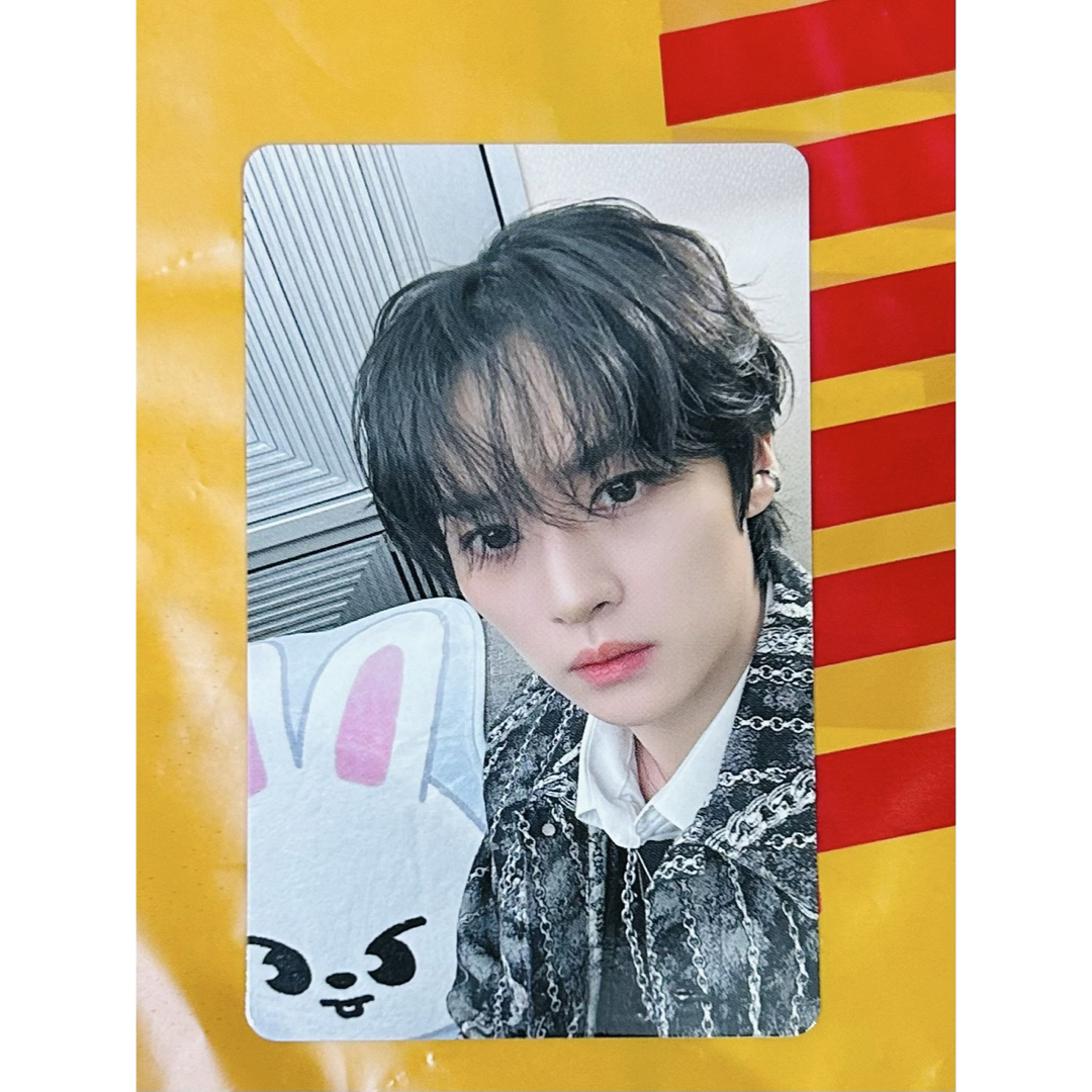 Stray Kids(ストレイキッズ)のStrayKids スキズ オフイベ 会場限定 トレカ 大阪 リノ エンタメ/ホビーのタレントグッズ(アイドルグッズ)の商品写真